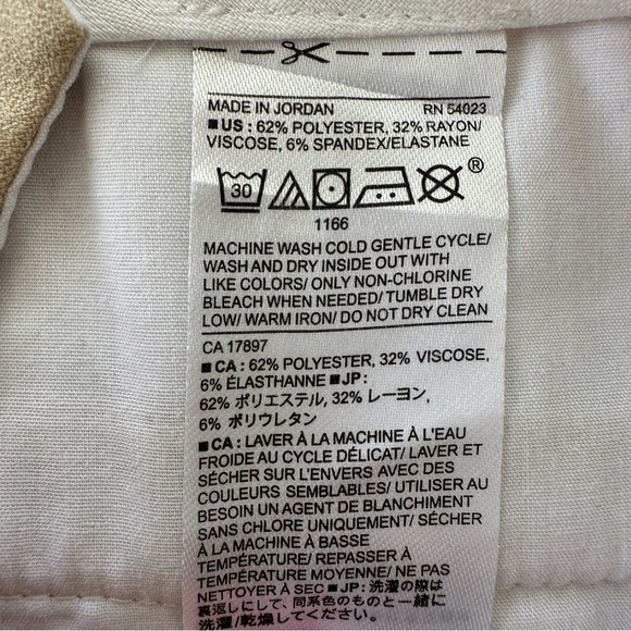 Banana Republic Bermuda shorts, high waisted, stretch polyester blend - Picture 11 of 11